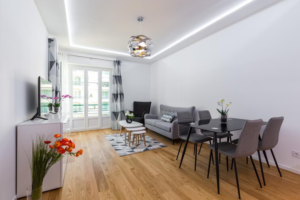 - Promenade Des Appartement Nice